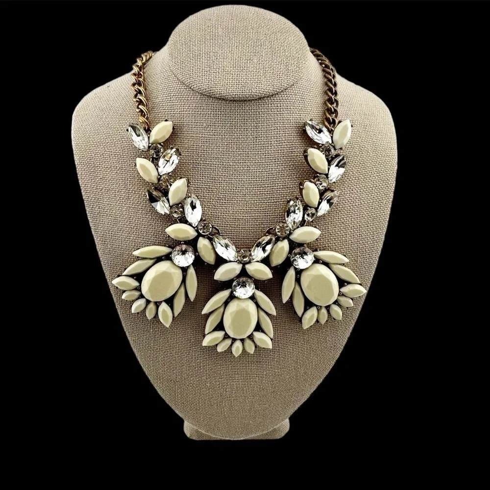 NWT J. Crew Necklace in Beige Off-White with Rhinestones & Gold-tone Chain